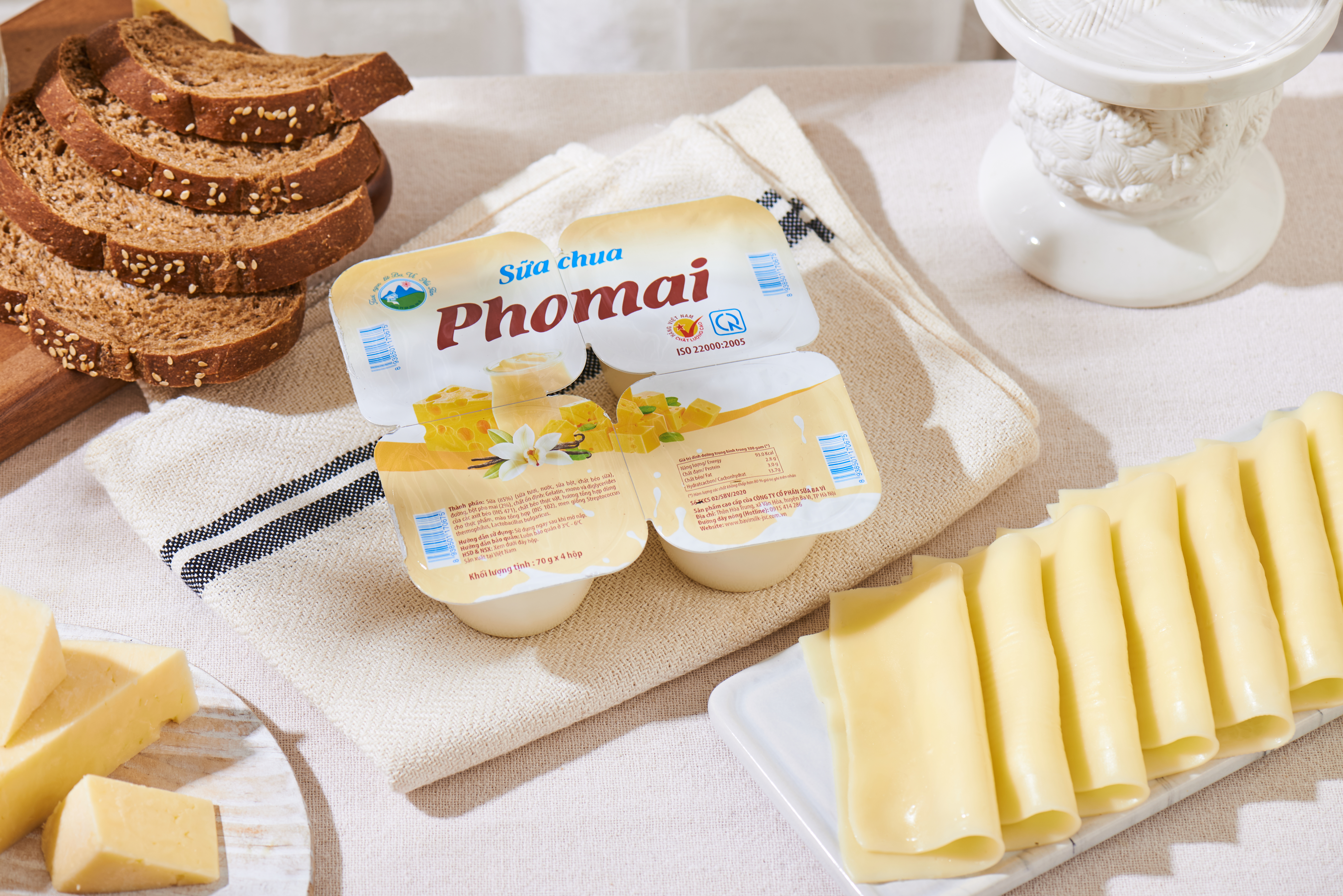 Sữa chua Phomai Ba Vì tươi mới, thơm ngon